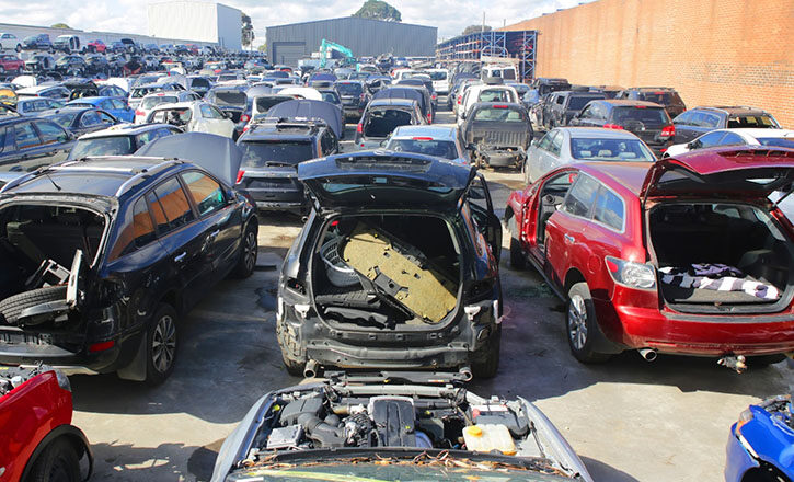 Junk Car Removal Melbourne: Clear Space and Get Paid Fast