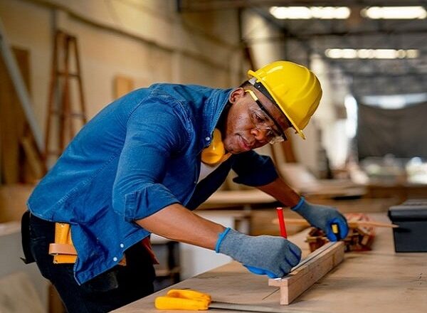 Carpentry Services in Mississauga: Custom Solutions for Every Home