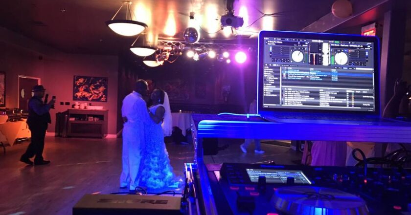 Top Advantages of Booking a Local Event DJ in Las Vegas