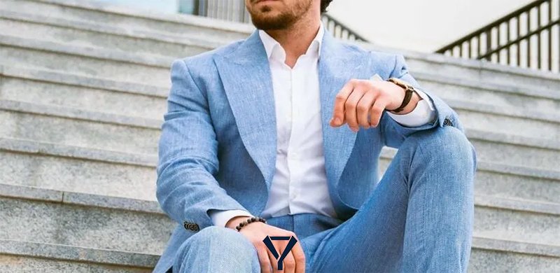 What Color Tie to Wear With Blue Suit