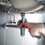 How a Professional Plumber Phoenix Can Handle Common Plumbing Challenges