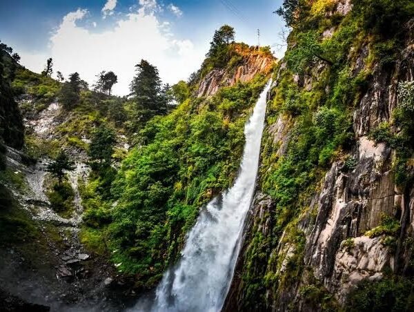 The Ultimate Waterfalls List for Planning Your Next Outdoor Adventure