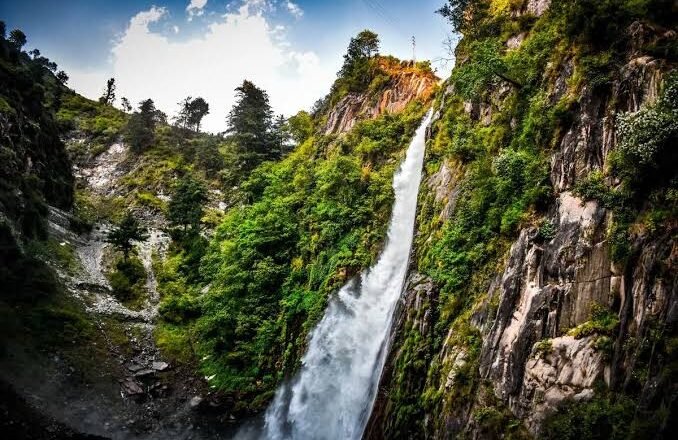 The Ultimate Waterfalls List for Planning Your Next Outdoor Adventure