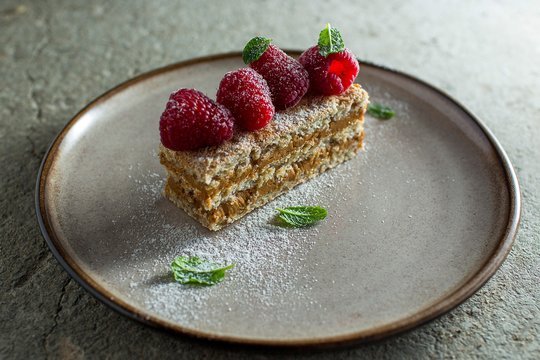 Biskvitas: A Simple Guide to Making a Light and Fluffy Cake at Home